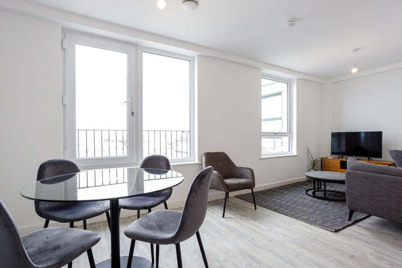 Contemporary 2 Bedroom Duplex In Salford 맨체스터 외부 사진