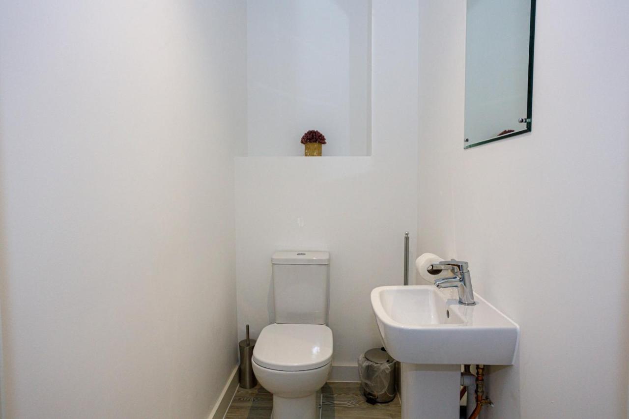 Contemporary 2 Bedroom Duplex In Salford 맨체스터 외부 사진
