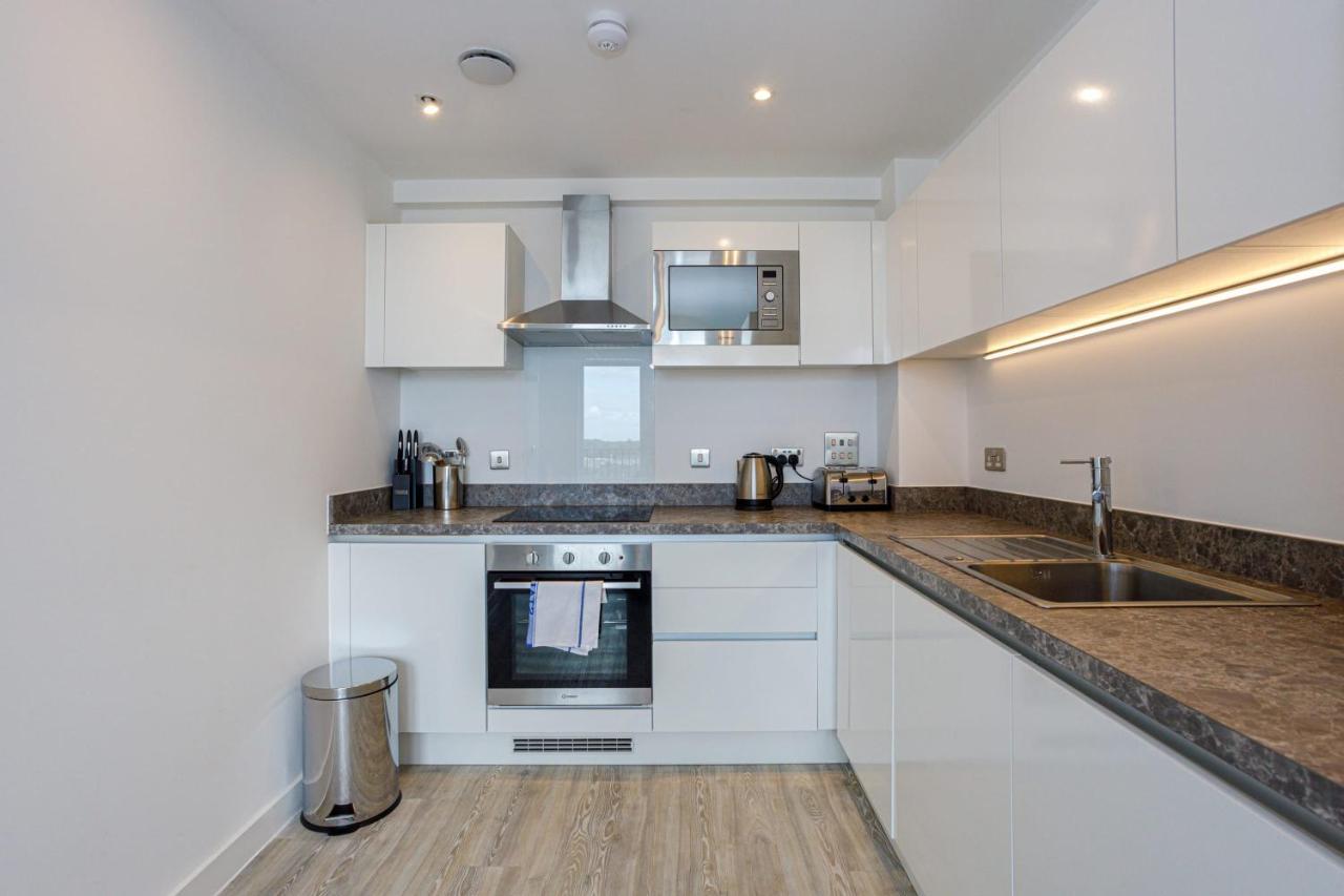Contemporary 2 Bedroom Duplex In Salford 맨체스터 외부 사진